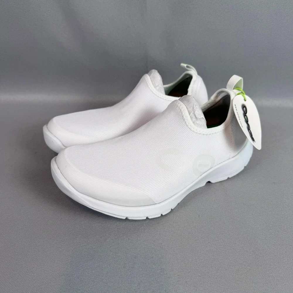 Oofos OOmg Sport Sneakers Womens 7 White Slip-On Light Walking Shoes Trainer NIB